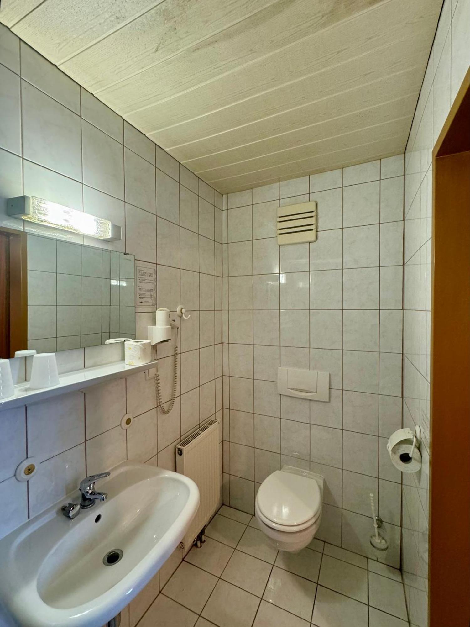 Hotel Die Traube เอ็ดมอนต์ ภายนอก รูปภาพ