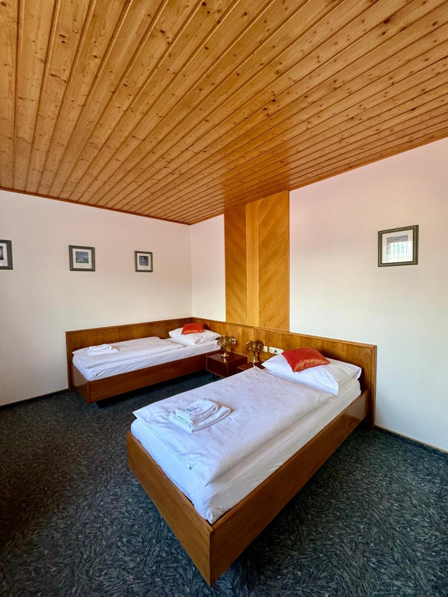 Hotel Die Traube เอ็ดมอนต์ ภายนอก รูปภาพ