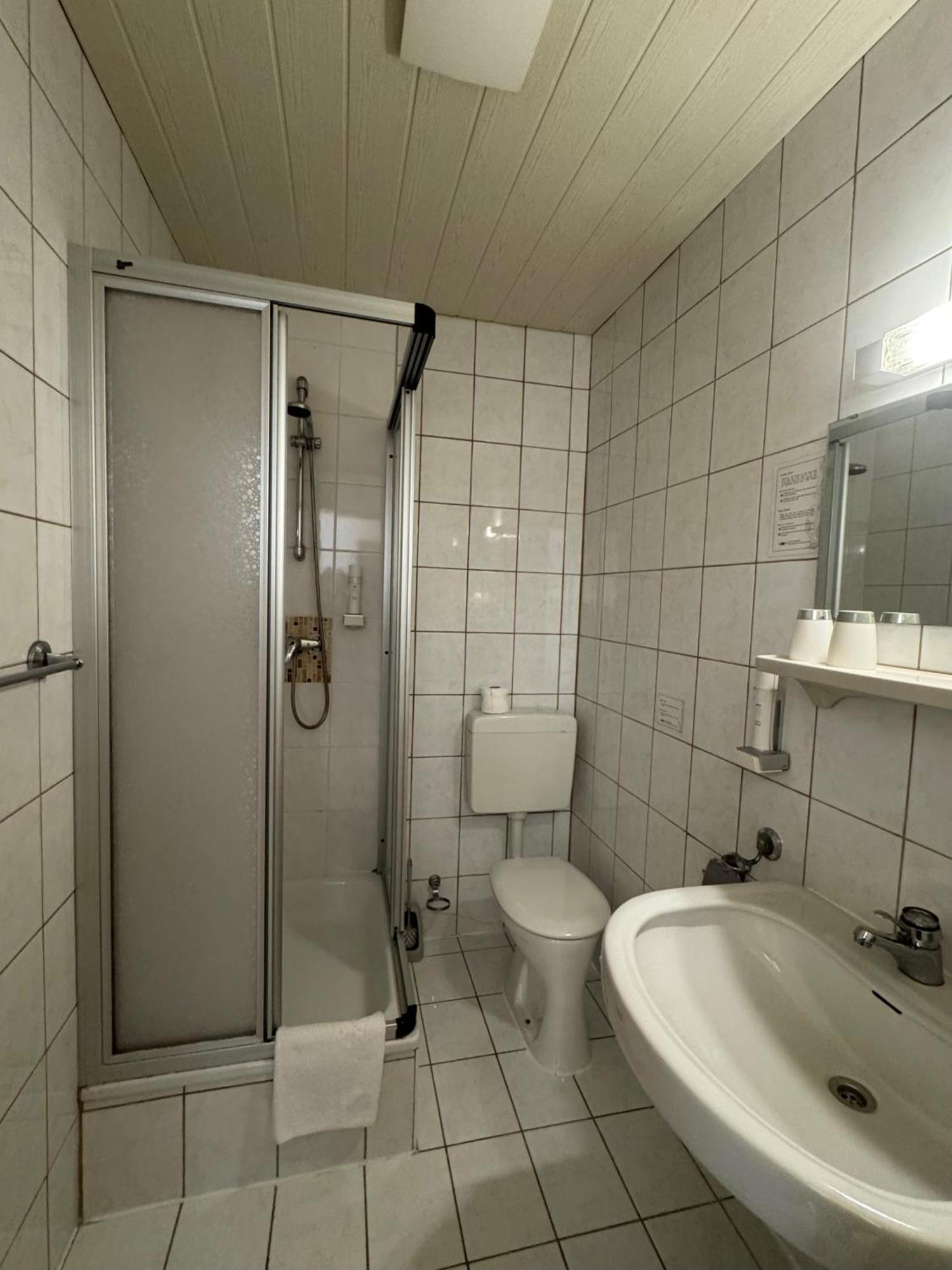 Hotel Die Traube เอ็ดมอนต์ ภายนอก รูปภาพ